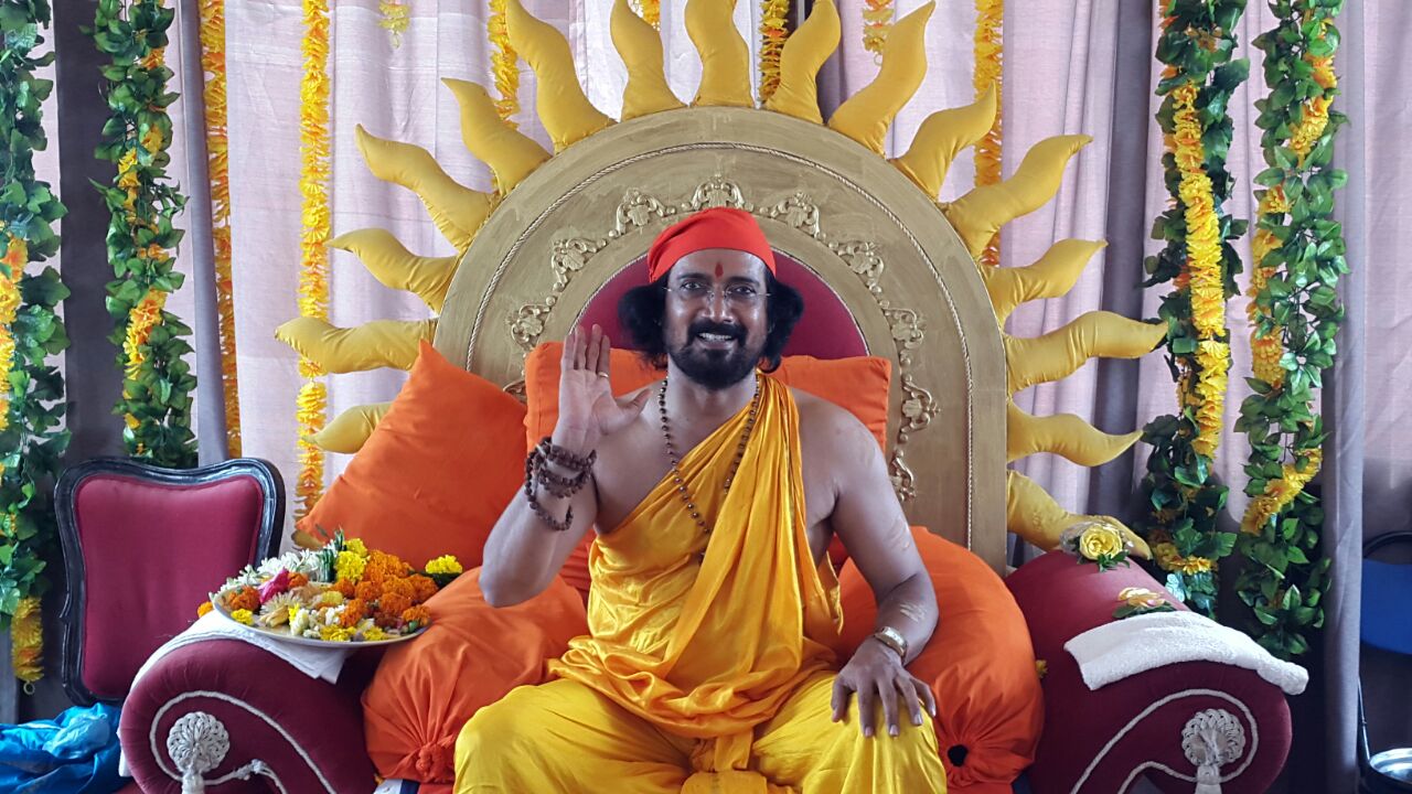 Sadguru Mangeshda Blessing2